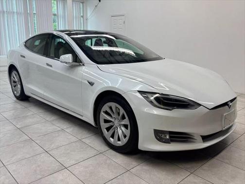 2018 Tesla Model S 75D