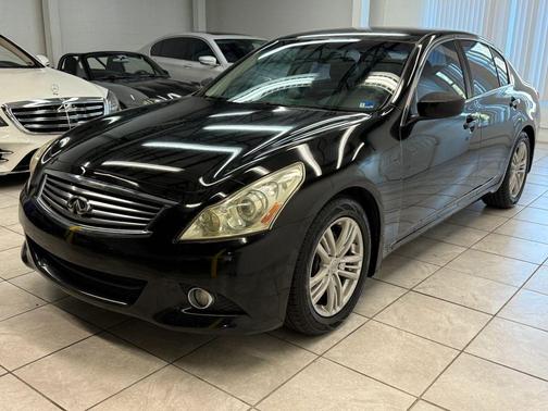 2011 INFINITI G37 Journey