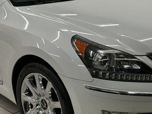 White Satin Pearl 2012 Hyundai Equus Signature