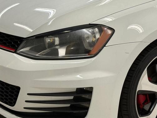 2015 Volkswagen Golf GTI 2.0T S 4-Door