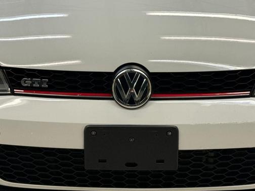 2015 Volkswagen Golf GTI 2.0T S 4-Door