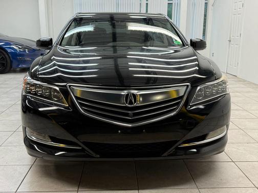 2017 Acura RLX Advance Package