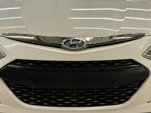 2013 Hyundai SONATA Hybrid Base