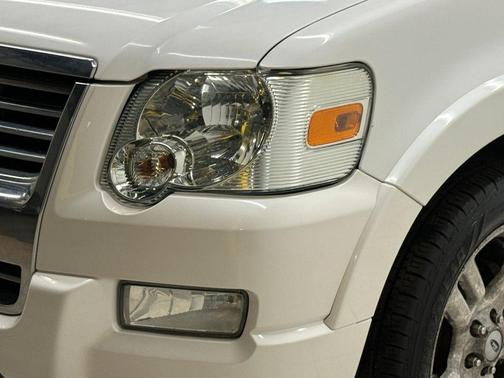 2010 Ford Explorer Limited