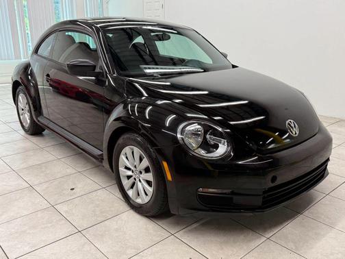 Black Uni 2014 Volkswagen Beetle Auto 1.8T Entry