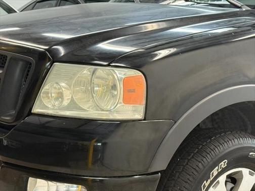 2005 Ford F-150 XLT SuperCrew