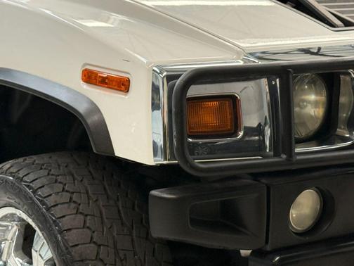 2004 Hummer H2 Base