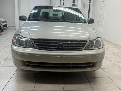 2004 Toyota Avalon XLS