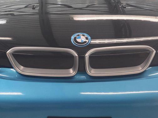Protonic Blue Metallic w/Frozen Gray Accent 2017 BMW i3 94 Ah w/Range Extender