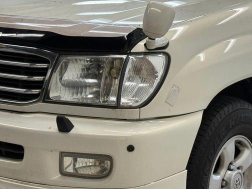 1998 Toyota Land Cruiser Base