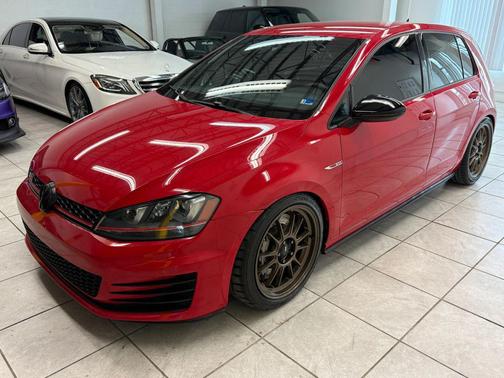 2017 Volkswagen Golf GTI 2.0T S 4-Door
