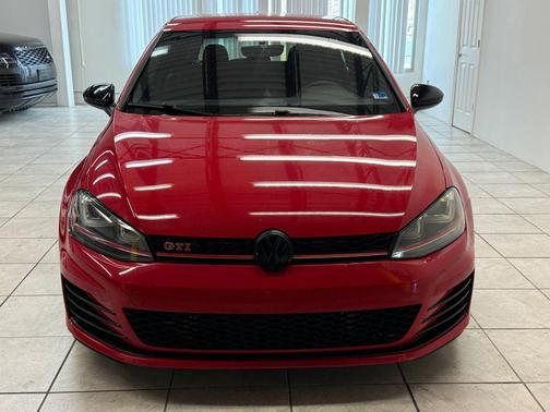 2017 Volkswagen Golf GTI 2.0T S 4-Door