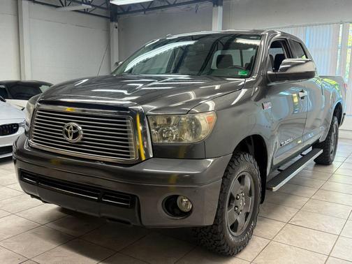 2011 Toyota Tundra Grade