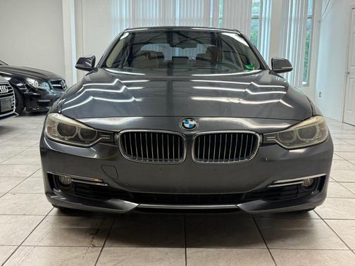 2013 BMW 328 328i Sedan 4D