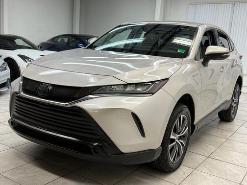 2021 Toyota Venza LE