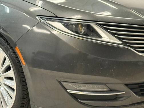 2016 Lincoln MKZ Base