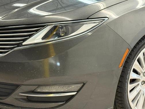 2016 Lincoln MKZ Base