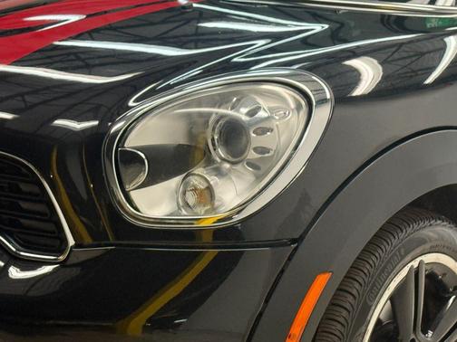 2012 MINI Cooper S Countryman Base