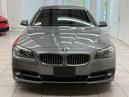 Gray 2015 BMW 528 i