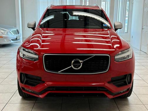2018 Volvo XC90 T6 R-Design
