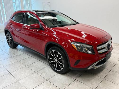 2017 Mercedes-Benz GLA 250 Base