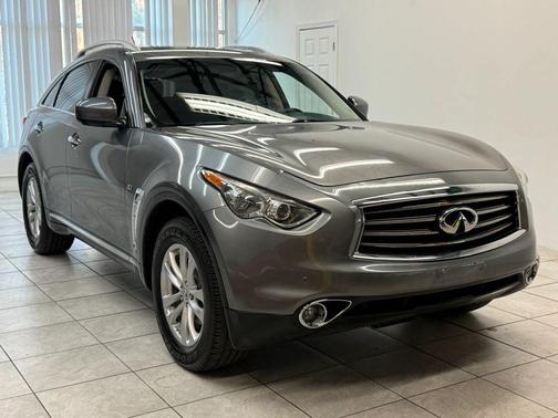 2014 INFINITI QX70 Base