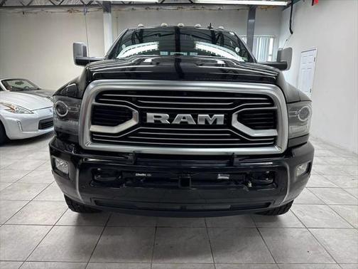 2018 RAM 2500 Limited Mega Cab 4x4 6'4' Box