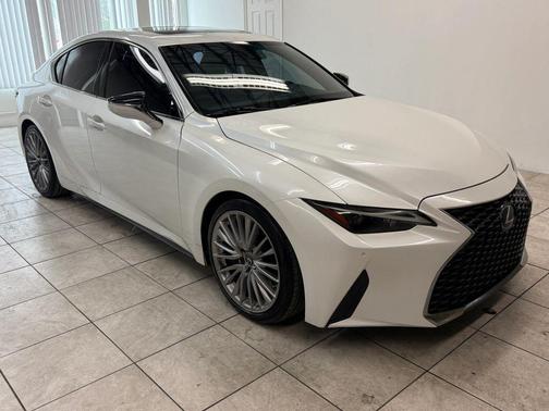 2022 Lexus IS 300 Base