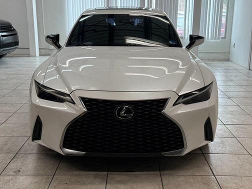 2022 Lexus IS 300 Base