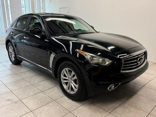 Black 2016 INFINITI QX70 Base