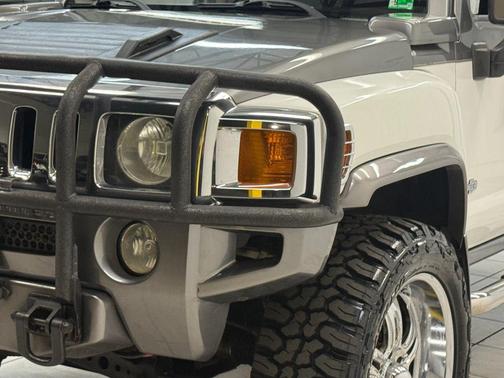 2006 Hummer H3 Base