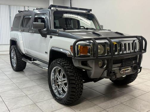 2006 Hummer H3 Base