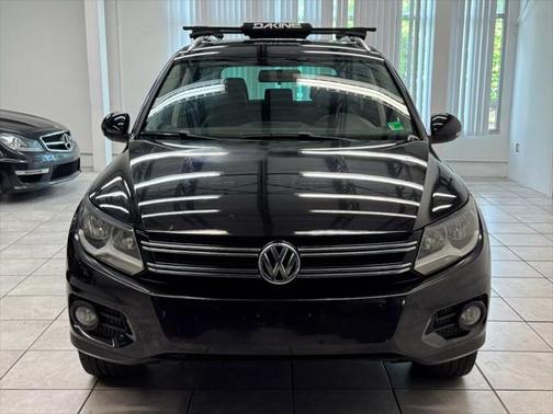 2012 Volkswagen Tiguan 2.0T SE 4MOTION
