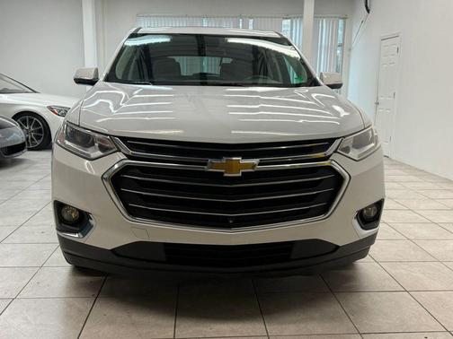 2020 Chevrolet Traverse LT Leather