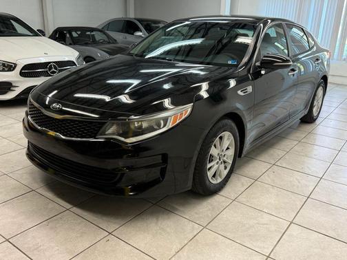 Ebony Black 2016 Kia Optima LX