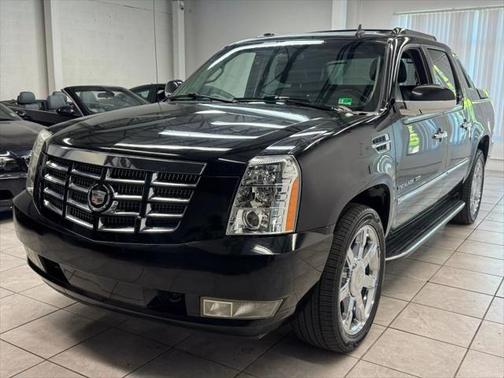 2011 Cadillac Escalade EXT Luxury
