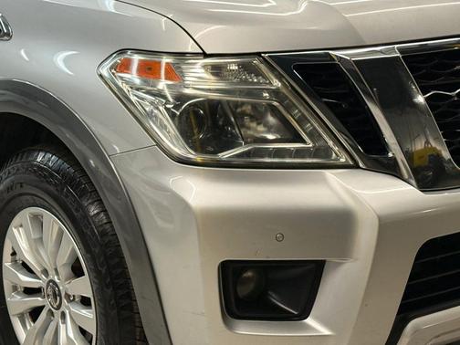 2017 Nissan Armada SV