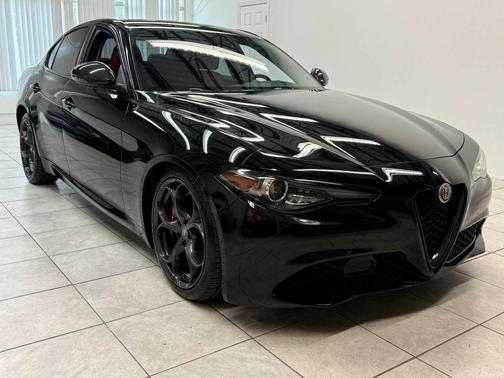 2019 Alfa Romeo Giulia Base