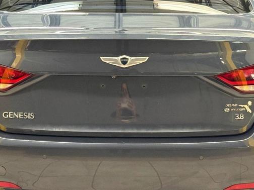 2016 Hyundai Genesis 3.8