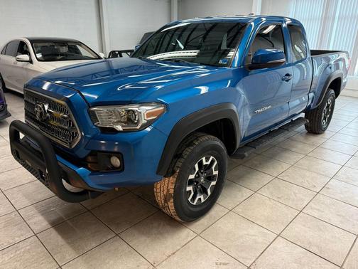 2016 Toyota Tacoma TRD Sport
