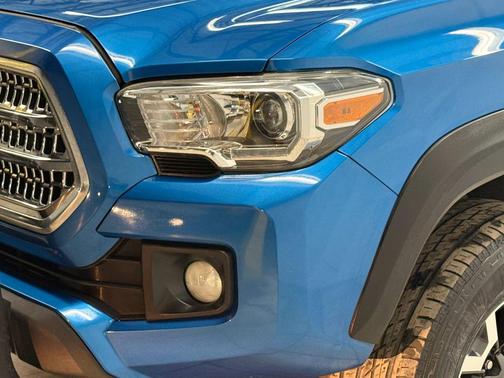 2016 Toyota Tacoma TRD Sport