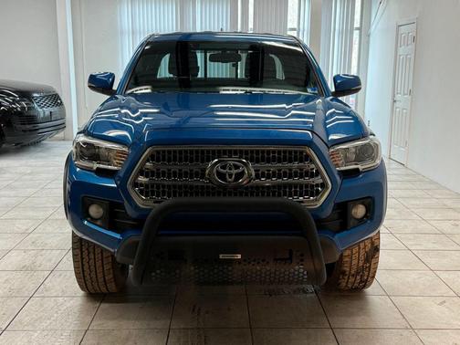 2016 Toyota Tacoma TRD Sport