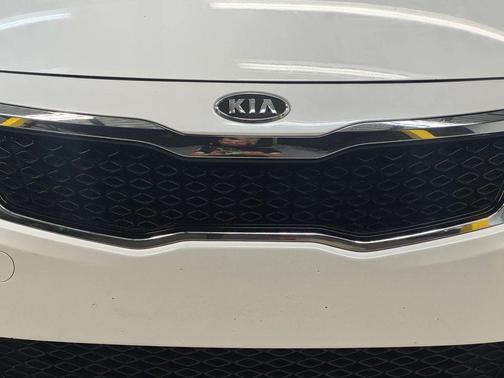 2011 Kia Optima LX