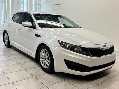 2011 Kia Optima LX
