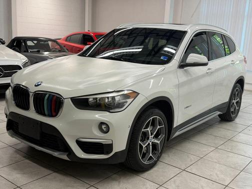 White 2018 BMW X1 xDrive28i