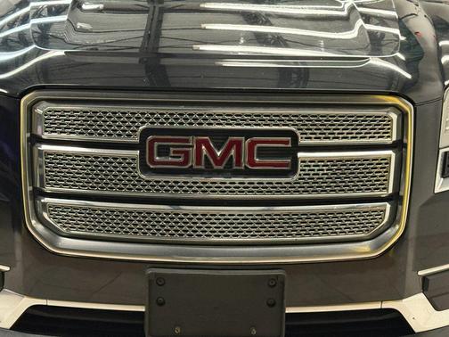 2013 GMC Acadia Denali