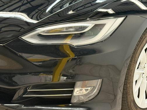 Black 2018 Tesla Model S 100D