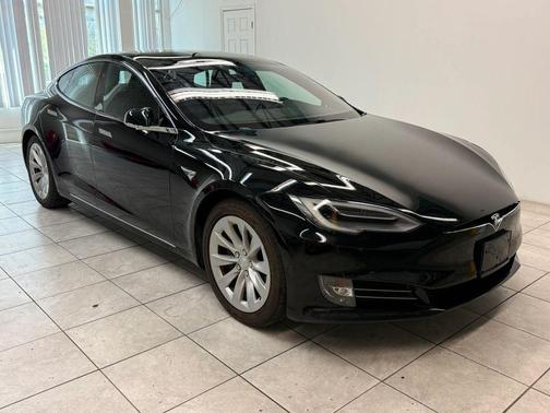 Black 2018 Tesla Model S 100D