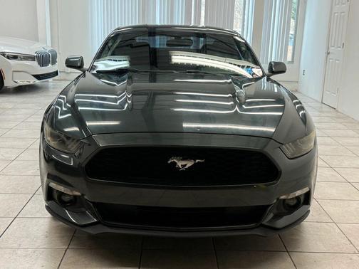 2015 Ford Mustang V6