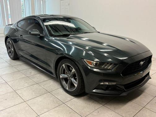 2015 Ford Mustang V6